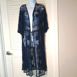Forgotten Grace Elegant Dark Blue Long Sleeve Lace Cover Up Size Medium